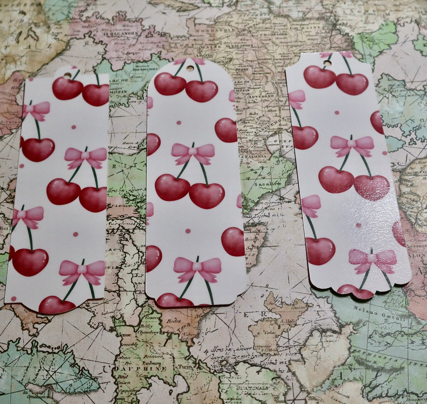 Coquette cherry bow Girly bookmarks | Gifts for book lovers | Bow bookmark | Soft girl Girly aesthetic cherry Bookmark
