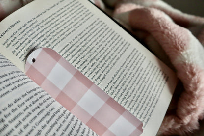 Coquette themed set of 4 bookmarks | Gifts for book lovers | Bow bookmarks | Soft girl Girly aesthetic pink bow cherry strawberry gingham